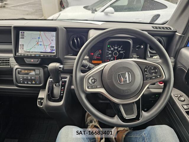 Honda N-VAN 2021-11 8815811-2