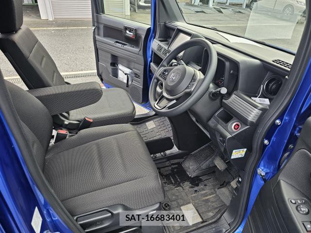 Honda N-VAN 2021-11 8815811-4