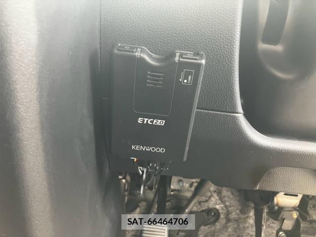 Honda N-VAN 2022-03 8817062-13