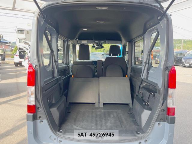 Honda N-VAN 2024-10 8812540-10