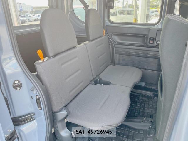 Honda N-VAN 2024-10 8812540-12