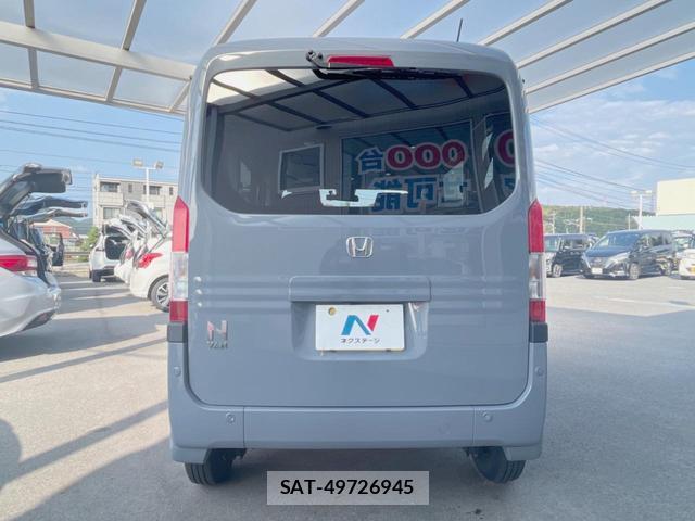 Honda N-VAN 2024-10 8812540-7