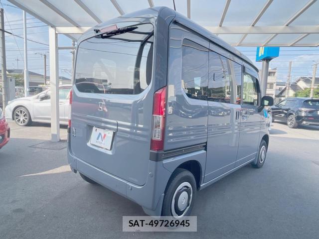 Honda N-VAN 2024-10 8812540-9