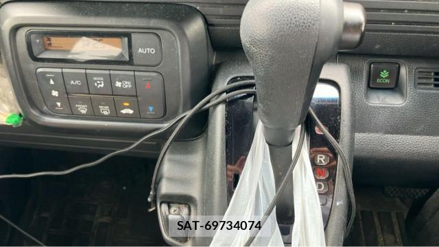 Honda N-VAN 2020-08 8815465-14