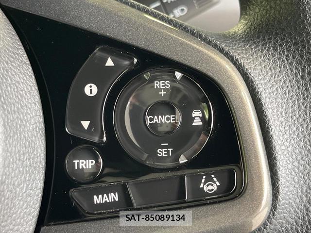 Honda N-WGN 2021-10 8813435-5