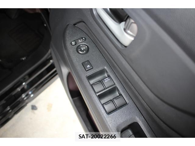 Honda N-WGN 2014-03 8814974-9
