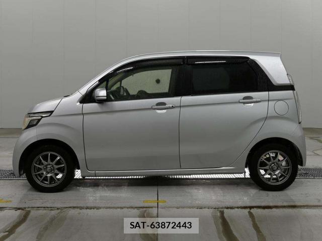 Honda N-WGN 2016-05 8813034-11