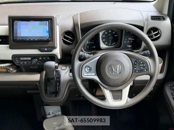 Honda N-WGN 2021-09 8815561-15