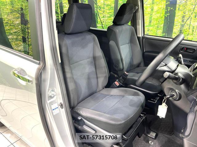 Toyota NOAH 2016-10 8812057-9
