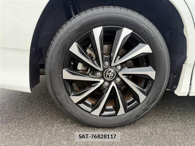 Toyota NOAH 2024-05 8812753-10