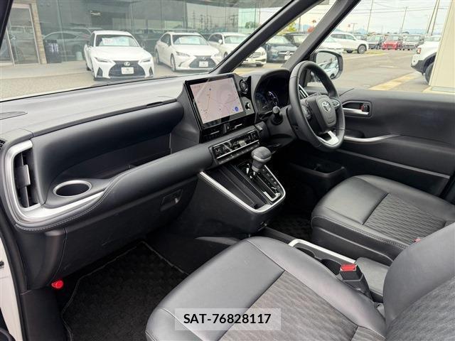 Toyota NOAH 2024-05 8812753-11