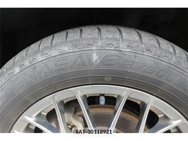 Toyota NOAH 2021-01 8812807-19