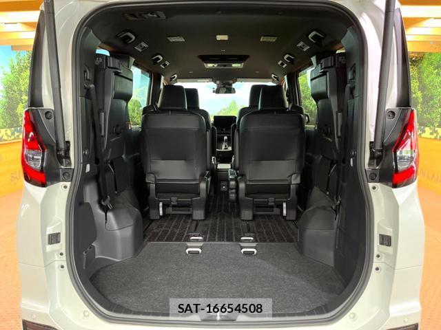 Toyota NOAH 2023-09 8813161-10