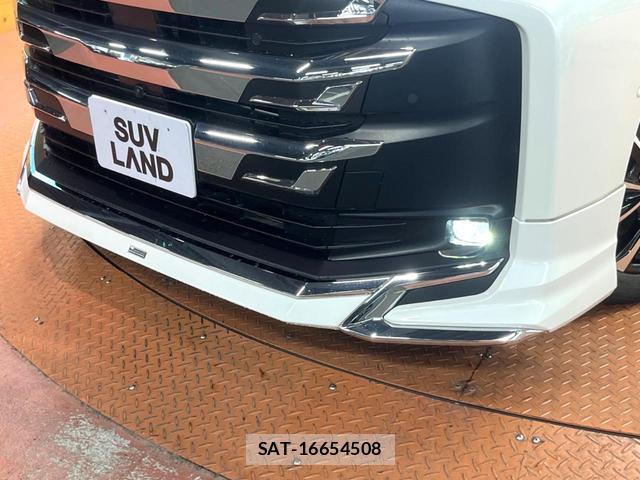 Toyota NOAH 2023-09 8813161-2