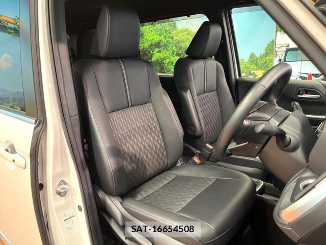 Toyota NOAH 2023-09 8813161-7