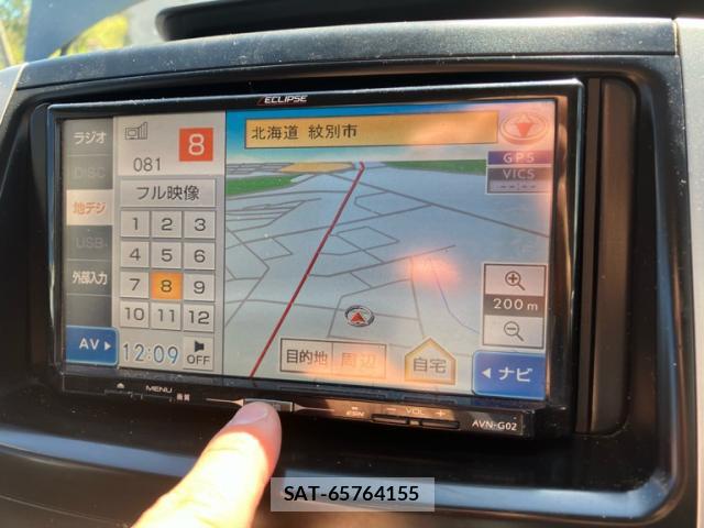 Toyota NOAH 2012-03 8813397-16
