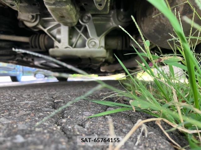 Toyota NOAH 2012-03 8813397-4