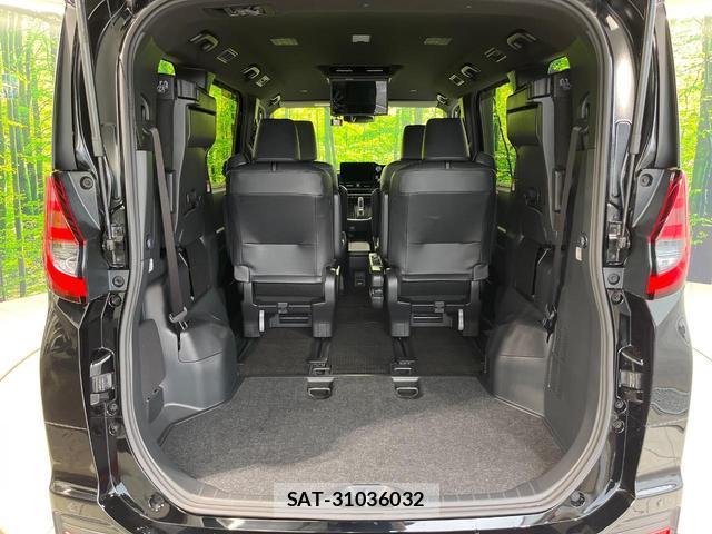 Toyota NOAH 2023-03 8813434-10