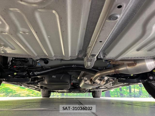 Toyota NOAH 2023-03 8813434-18