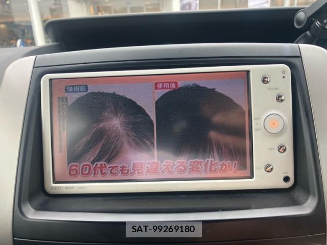 Toyota NOAH 2010-03 8813451-18