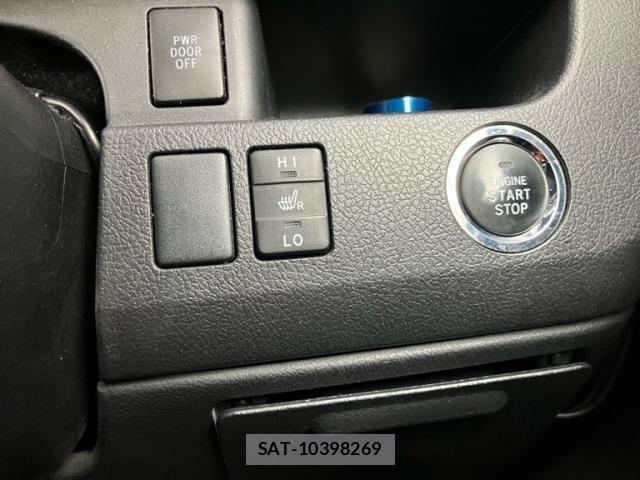 Toyota NOAH 2011-02 8813497-16