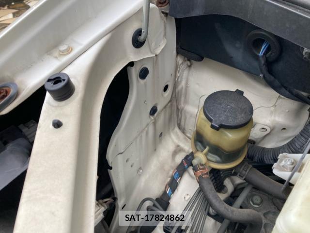 Toyota NOAH 2006-08 8813562-19
