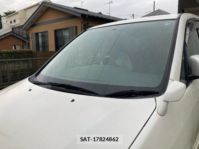 Toyota NOAH 2006-08 8813562-2