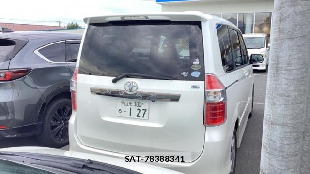 Toyota NOAH 2008-03 8813680-1