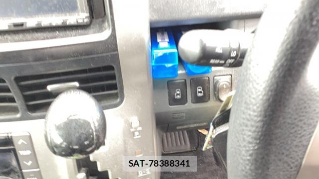 Toyota NOAH 2008-03 8813680-15