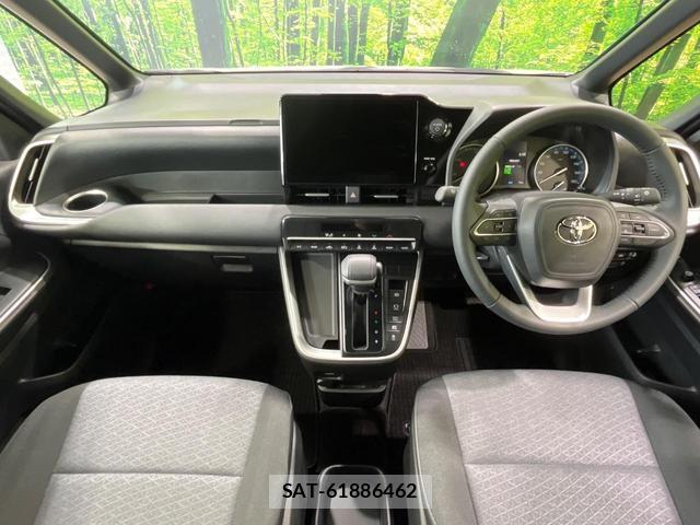 Toyota NOAH 2026-02 8814062-1