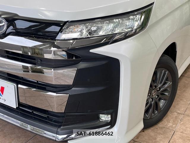 Toyota NOAH 2026-02 8814062-12