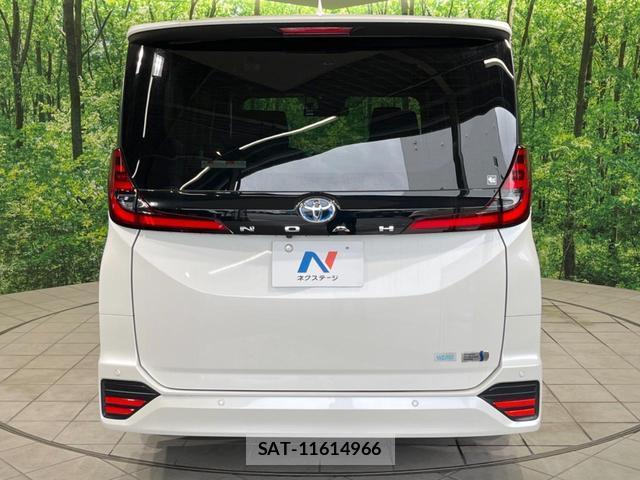 Toyota NOAH 2023-10 8814141-15