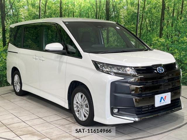 Toyota NOAH 2023-10 8814141-16