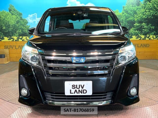 Toyota NOAH 2016-11 8814147-14