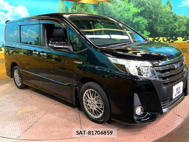 Toyota NOAH 2016-11 8814147-16