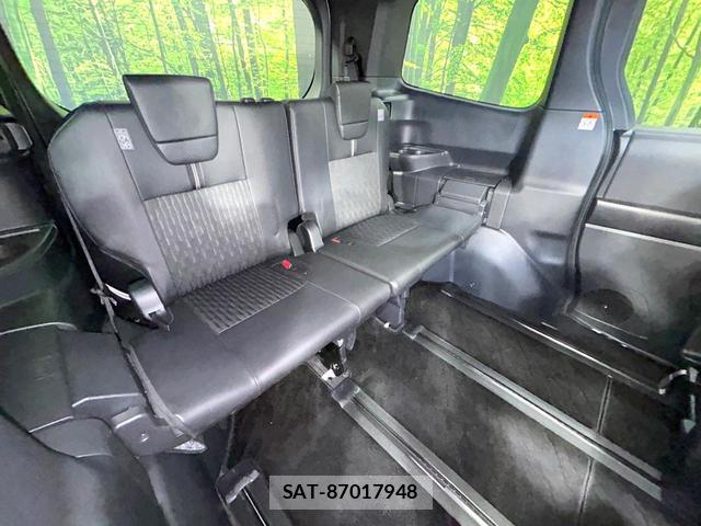 Toyota NOAH 2024-02 8814296-10