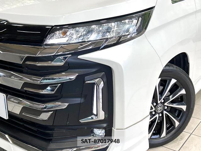 Toyota NOAH 2024-02 8814296-12