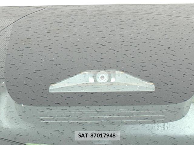 Toyota NOAH 2024-02 8814296-5