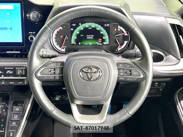 Toyota NOAH 2024-02 8814296-7