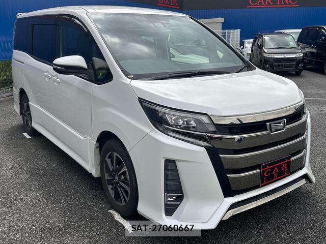 Toyota NOAH 2017-09 8814526-3