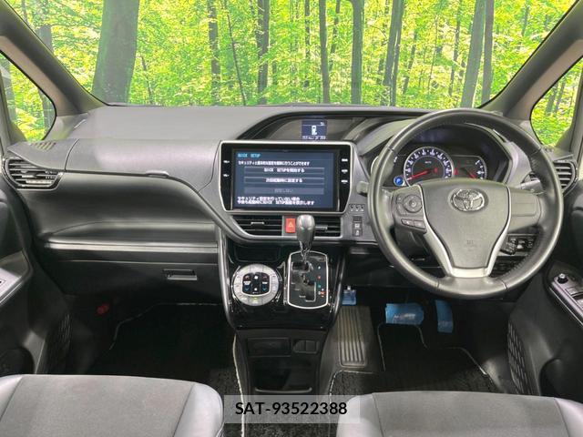 Toyota NOAH 2016-11 8814604-1