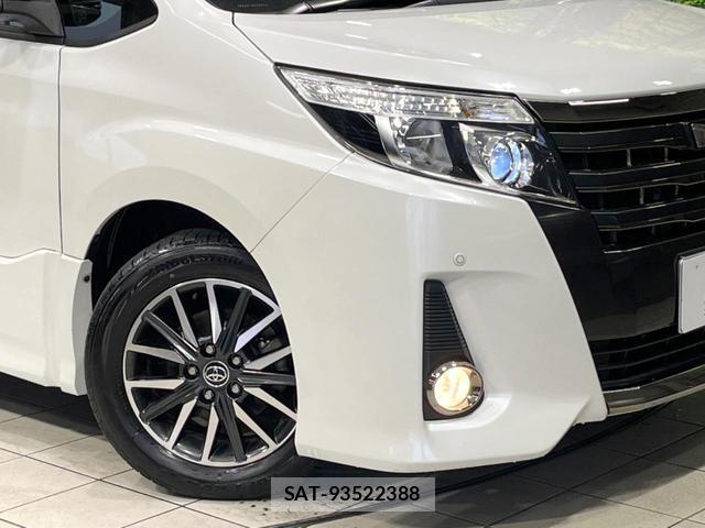 Toyota NOAH 2016-11 8814604-12