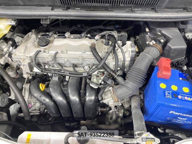 Toyota NOAH 2016-11 8814604-18