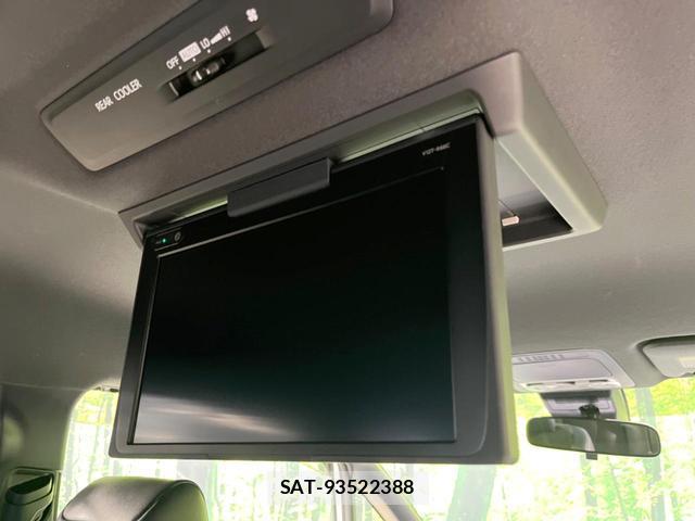 Toyota NOAH 2016-11 8814604-2