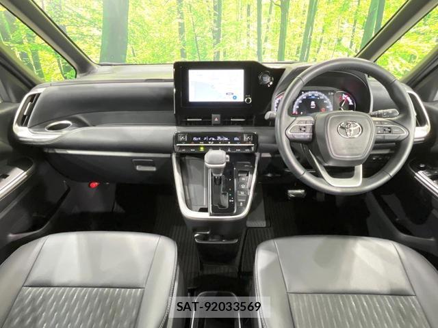 Toyota NOAH 2024-07 8814688-1
