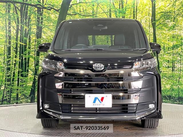 Toyota NOAH 2024-07 8814688-14
