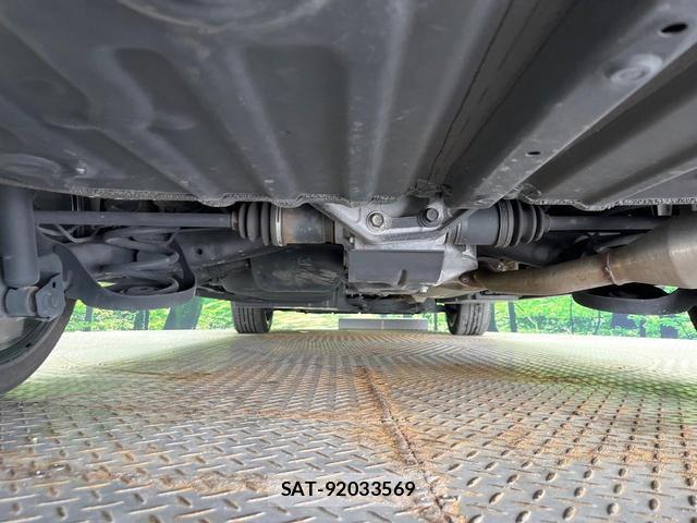 Toyota NOAH 2024-07 8814688-18