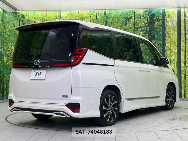 Toyota NOAH 2024-09 8814761-17