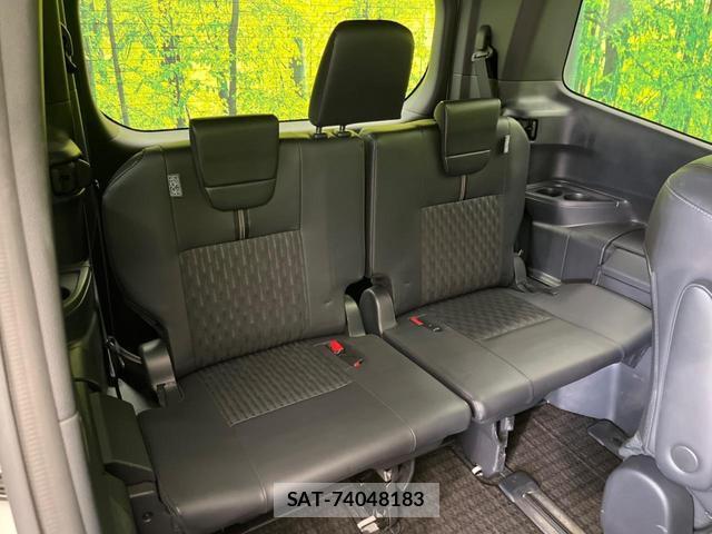 Toyota NOAH 2024-09 8814761-9