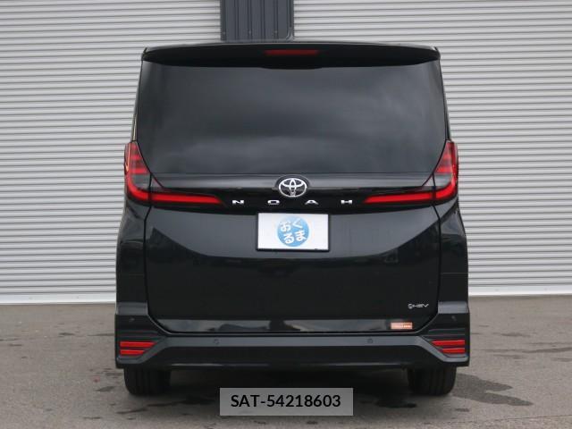 Toyota NOAH 2025-12 8814809-1